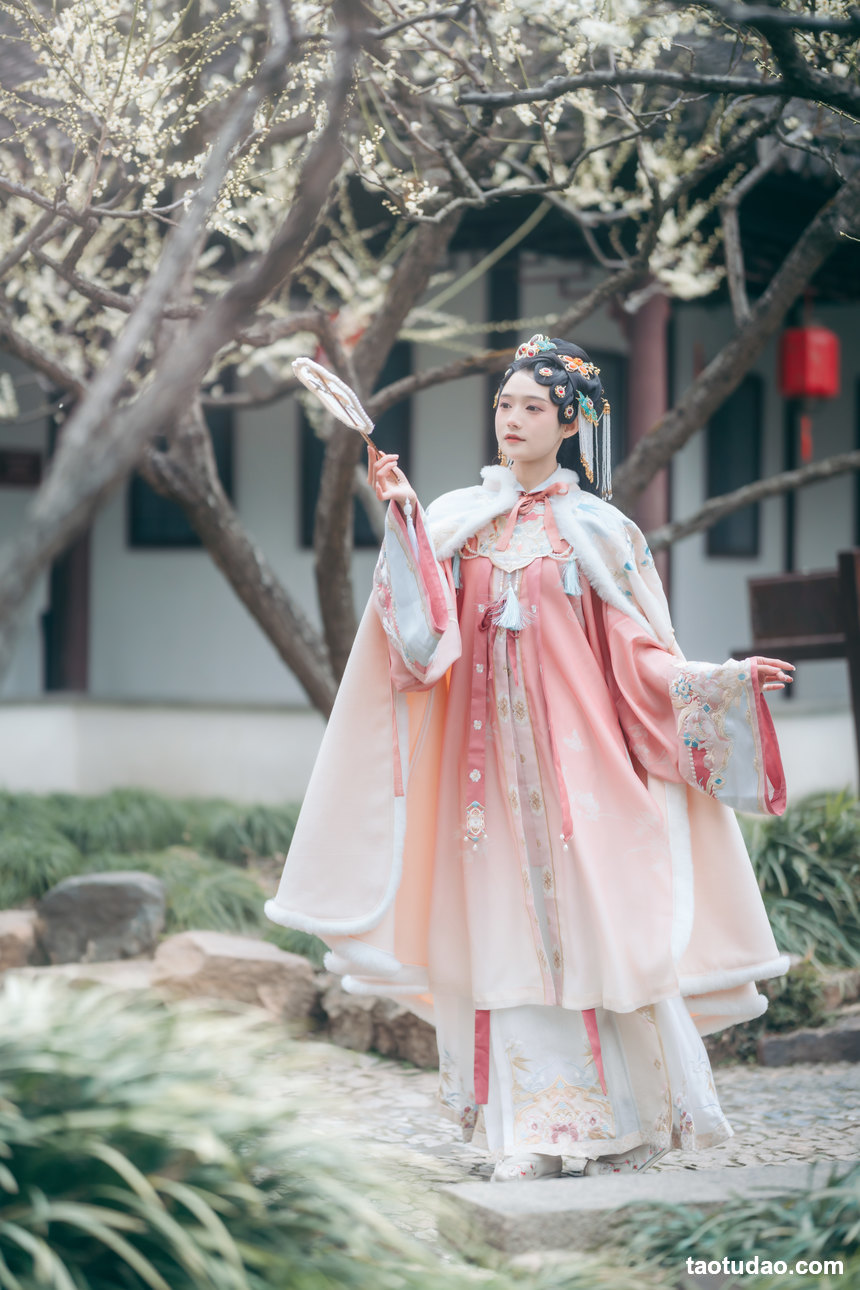 图片[3]-[YITUYU艺图语]2022.04.18 春来 · 二月梅 兔子Zzz不吃胡萝卜[22+1P／149MB]-绅士图