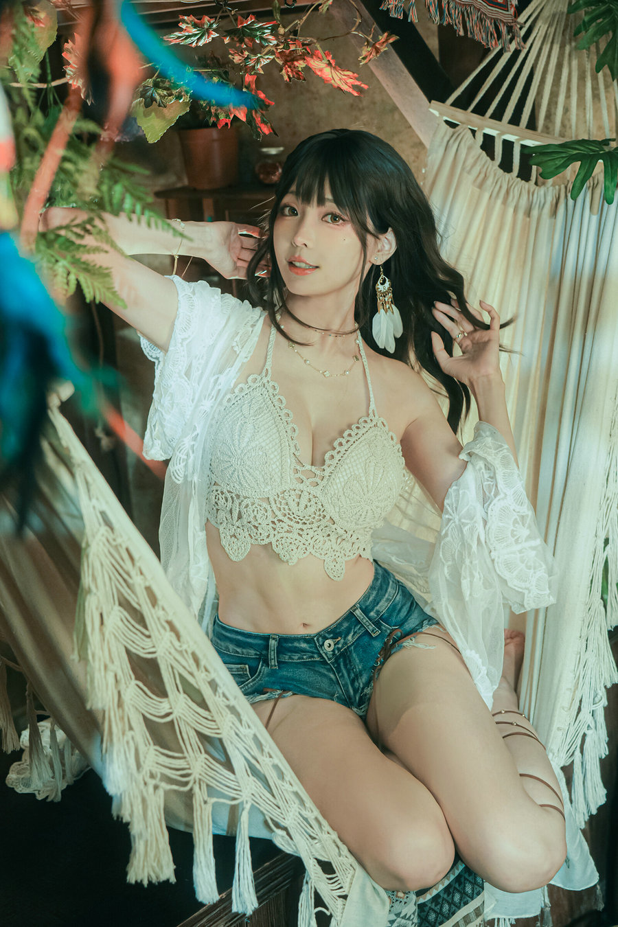 Ely_eee(ElyEE子) - Secret Treehouse Escape / 31P5V-152MB / cos萌妹-绅士图