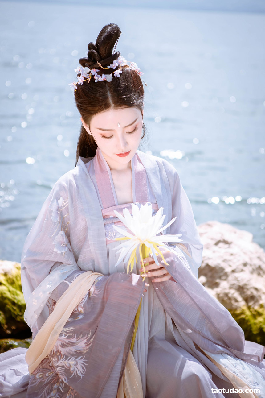 图片[2]-[YITUYU艺图语]2022.02.06 南国有佳人 婷婷[24+1P／53.9MB]-绅士图