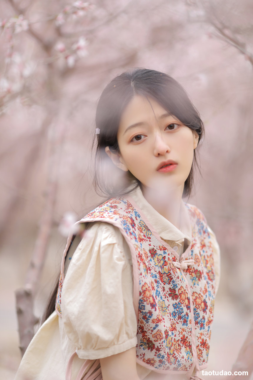 图片[3]-[YITUYU艺图语]2022.06.24 青白蛇 兔子Zzz不吃胡萝卜[25+1P／269MB]-绅士图