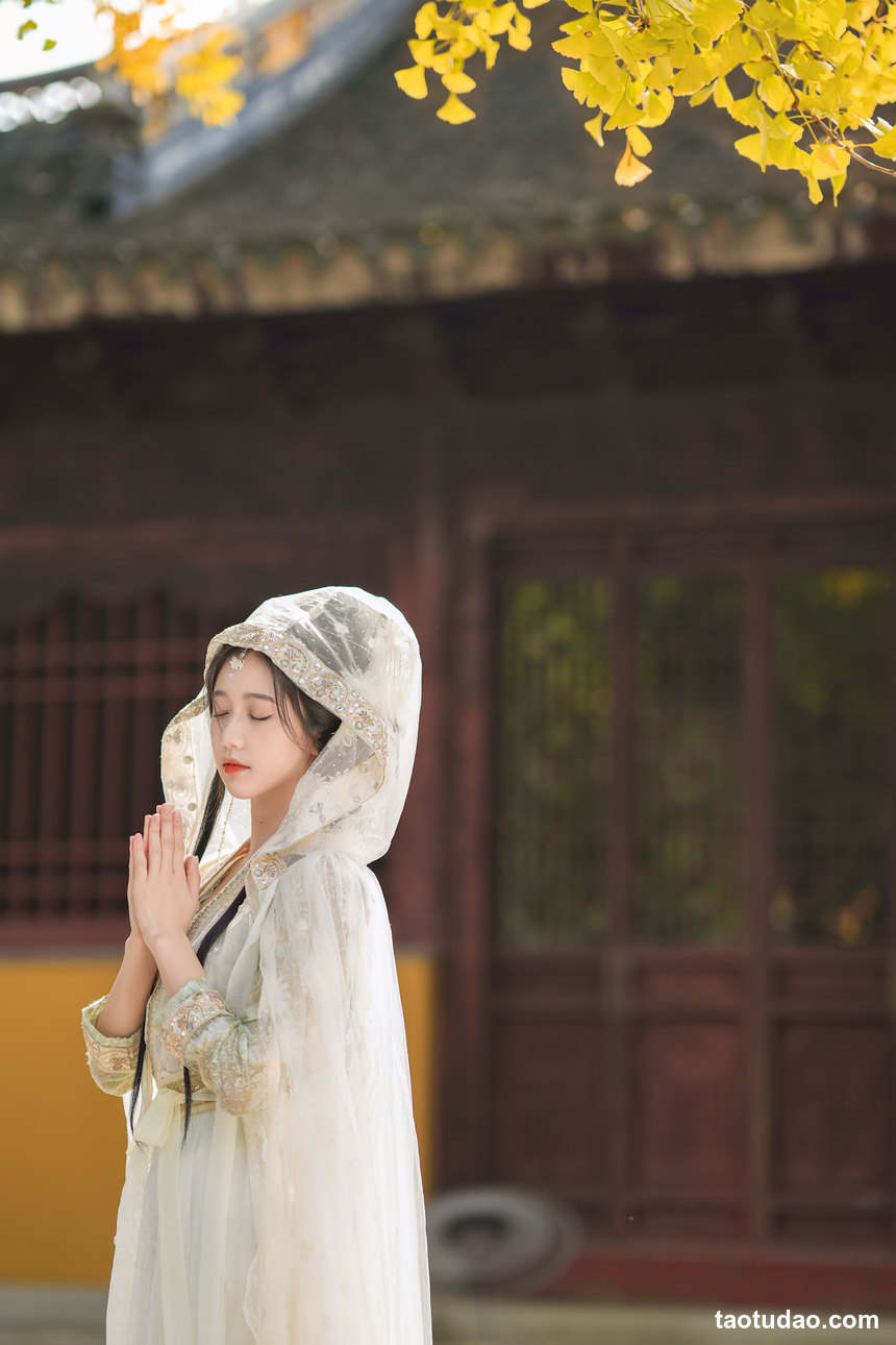 图片[2]-[YITUYU艺图语]2022.12.22 神的坠落 岳雨婷[26+1P／202MB]-绅士图