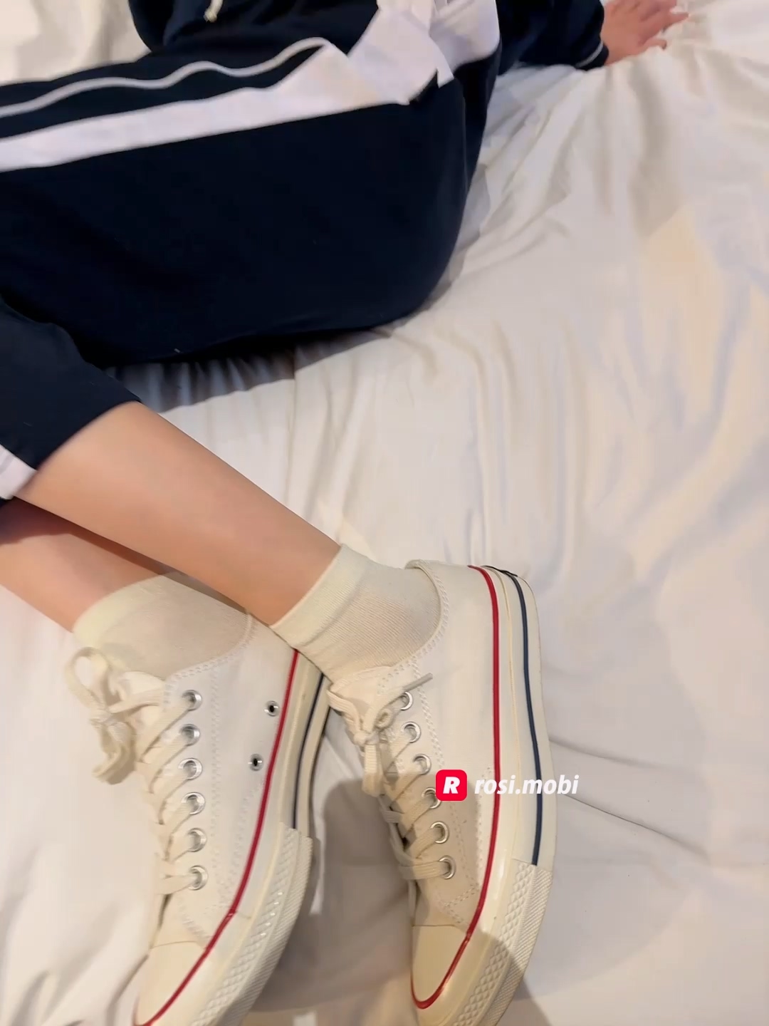 / ROSI写真 /小视频系列200 / MP4-40MB /-艺库