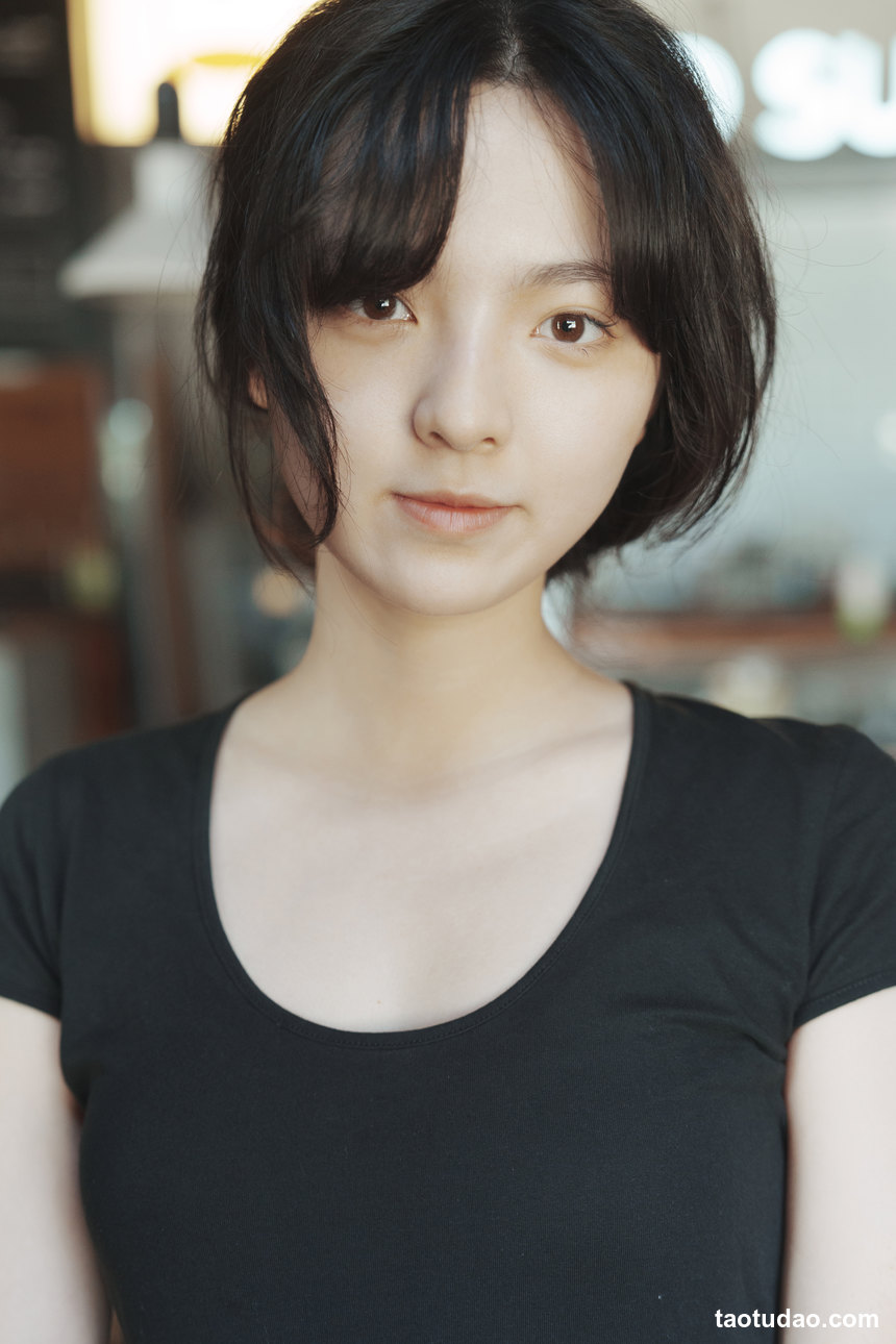 图片[2]-[YITUYU艺图语]2022.09.11 咖啡屋里的素颜女孩 dudu[31+1P／294MB]-绅士图