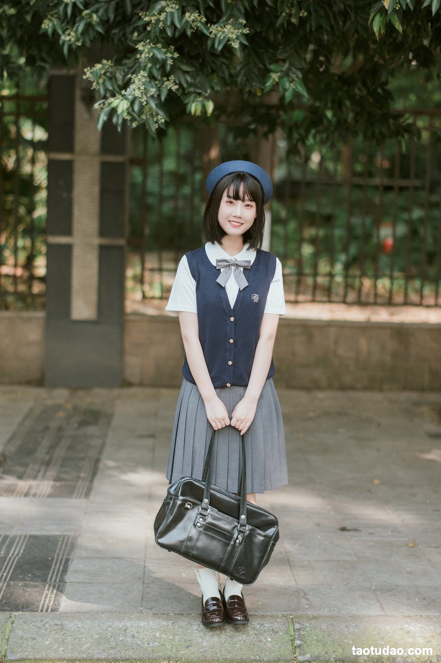 图片[4]-[YITUYU艺图语]2022.05.24 阳光亲和度 紫卿[25+1P／298MB]-绅士图