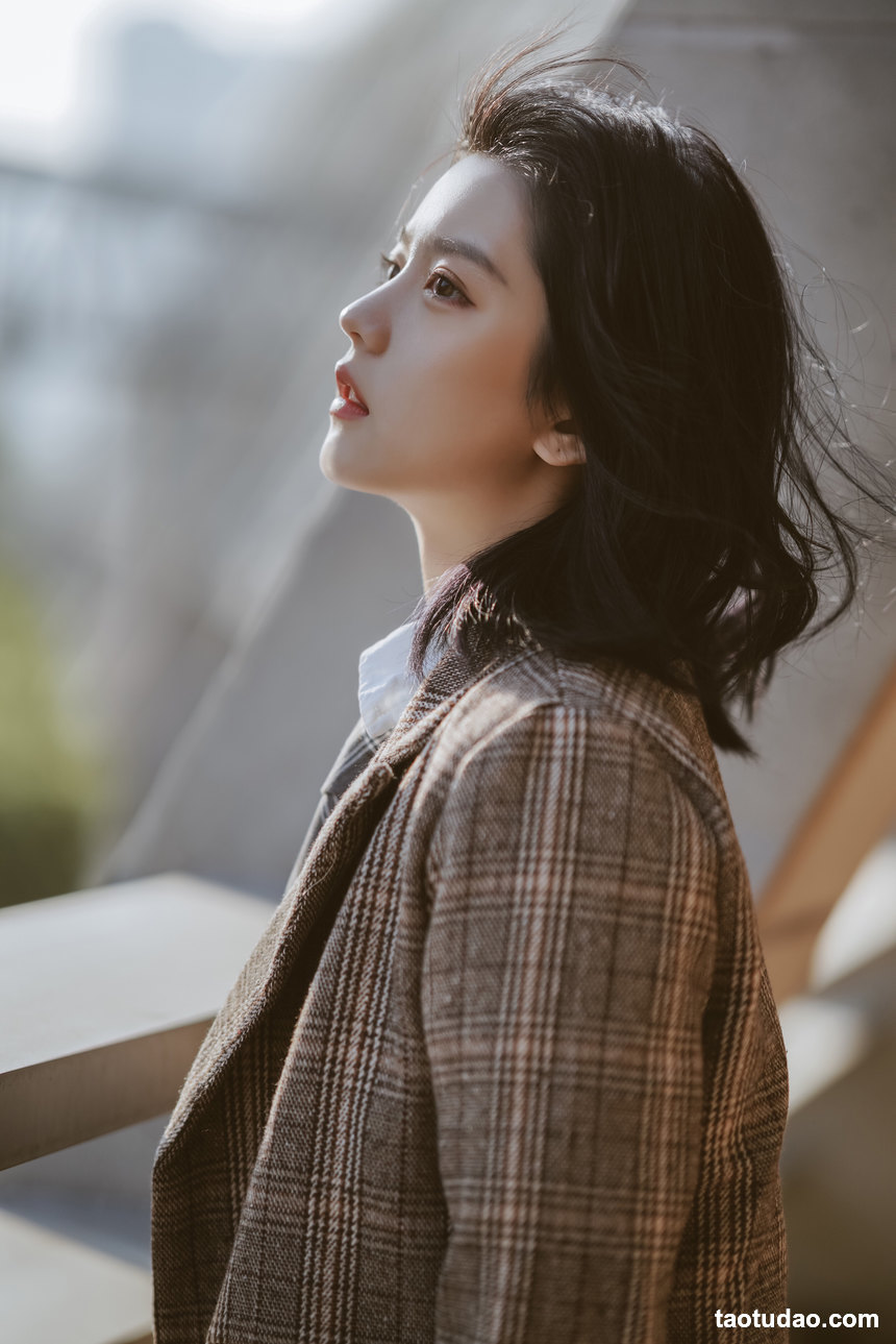 图片[2]-[YITUYU艺图语]2022.05.22 你的眼中明暗交杂一笑生花 Enndme[33+1P／305MB]-绅士图