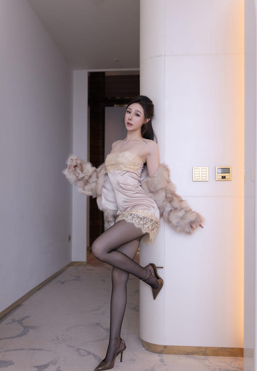 [XiuRen秀人网] 2025.05.09 No.10259 小逗逗 [76+1P]-绅士图