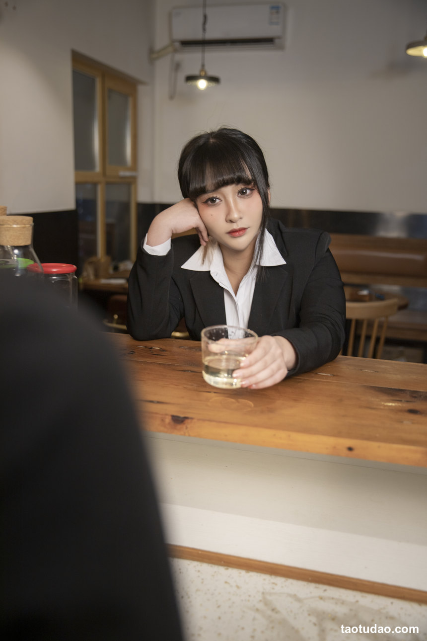 图片[3]-洛璃LoLiSAMA-醉酒OL [75P+1V-1.31G]-绅士图