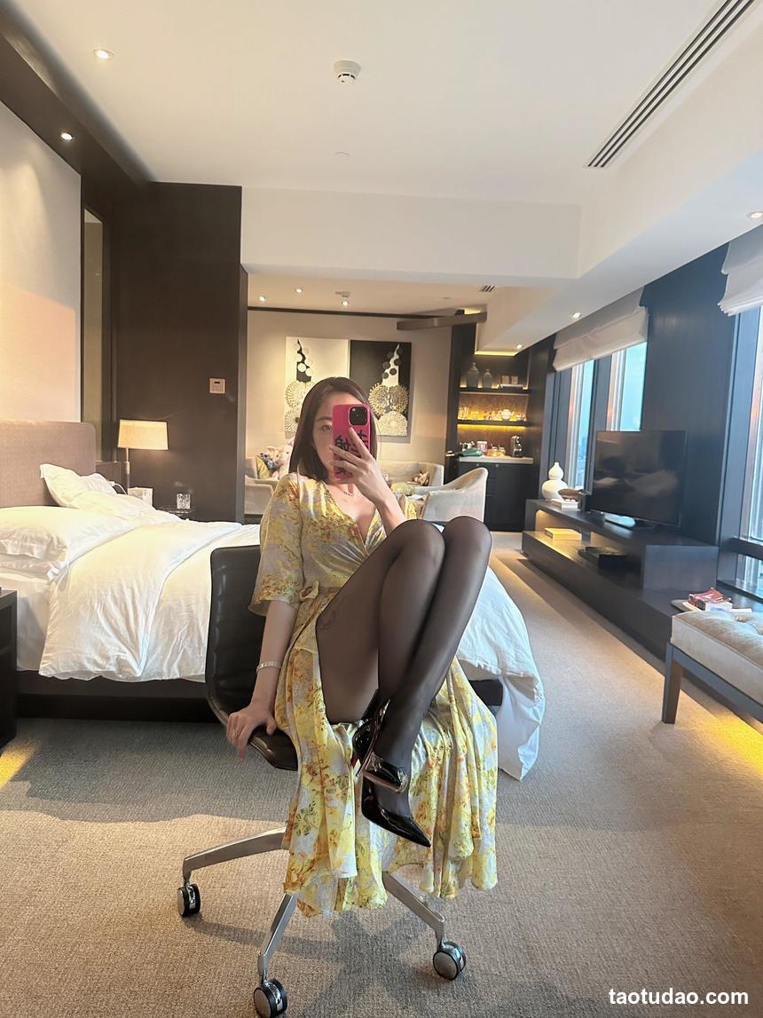 图片[3]-果儿Victoria – 黄色战袍[23P-27MB]-绅士图