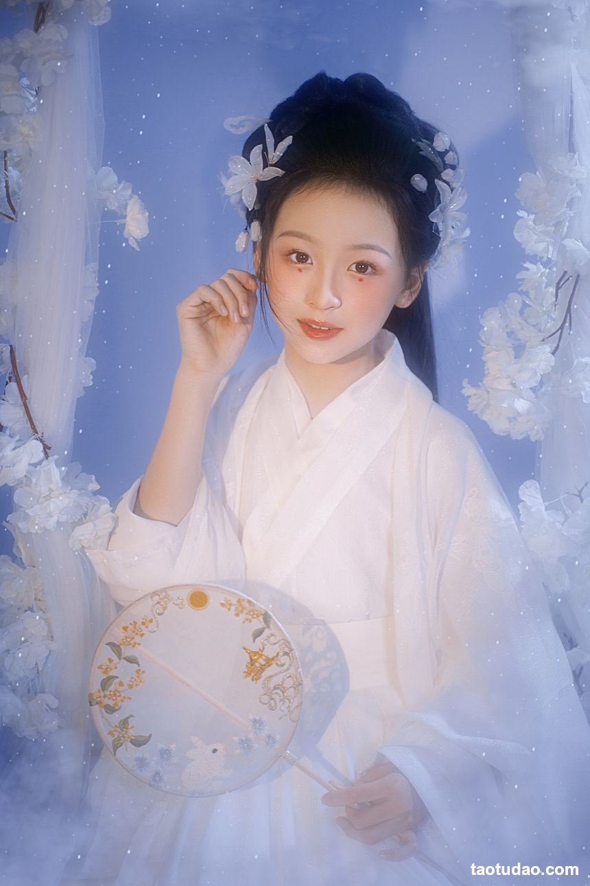 图片[4]-[YITUYU艺图语]2022.03.28 玉簪花 倩倩[22+1P／263MB]-绅士图