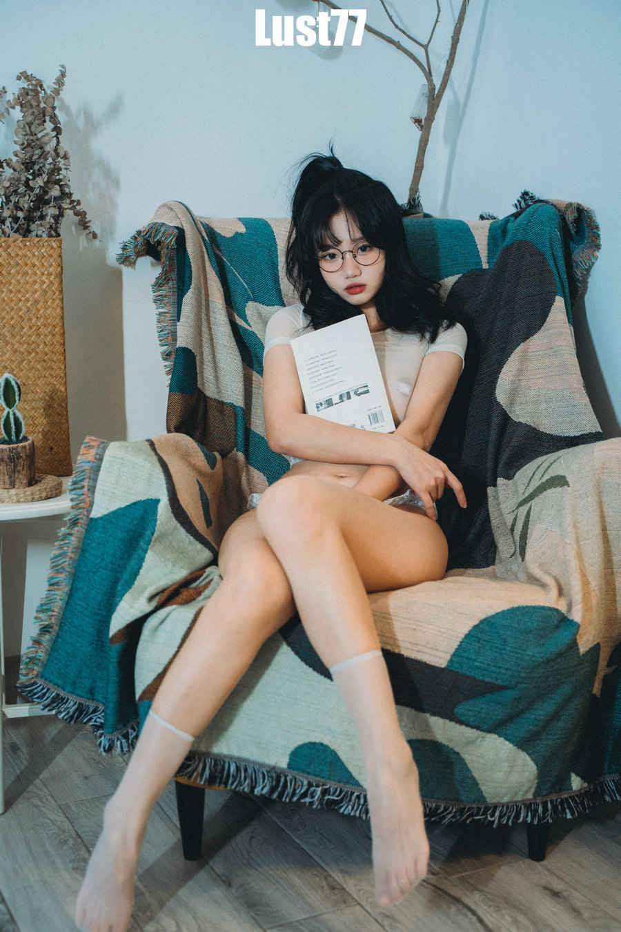 动漫博主柒柒要乖哦 - 少女记实录 / 76P-1.27GB / cos萌妹-绅士图