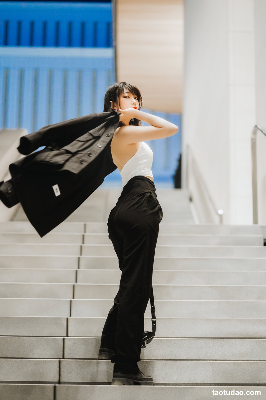 图片[4]-[YITUYU艺图语]2022.04.29 夜行 周叽叽[26+1P／332MB]-绅士图