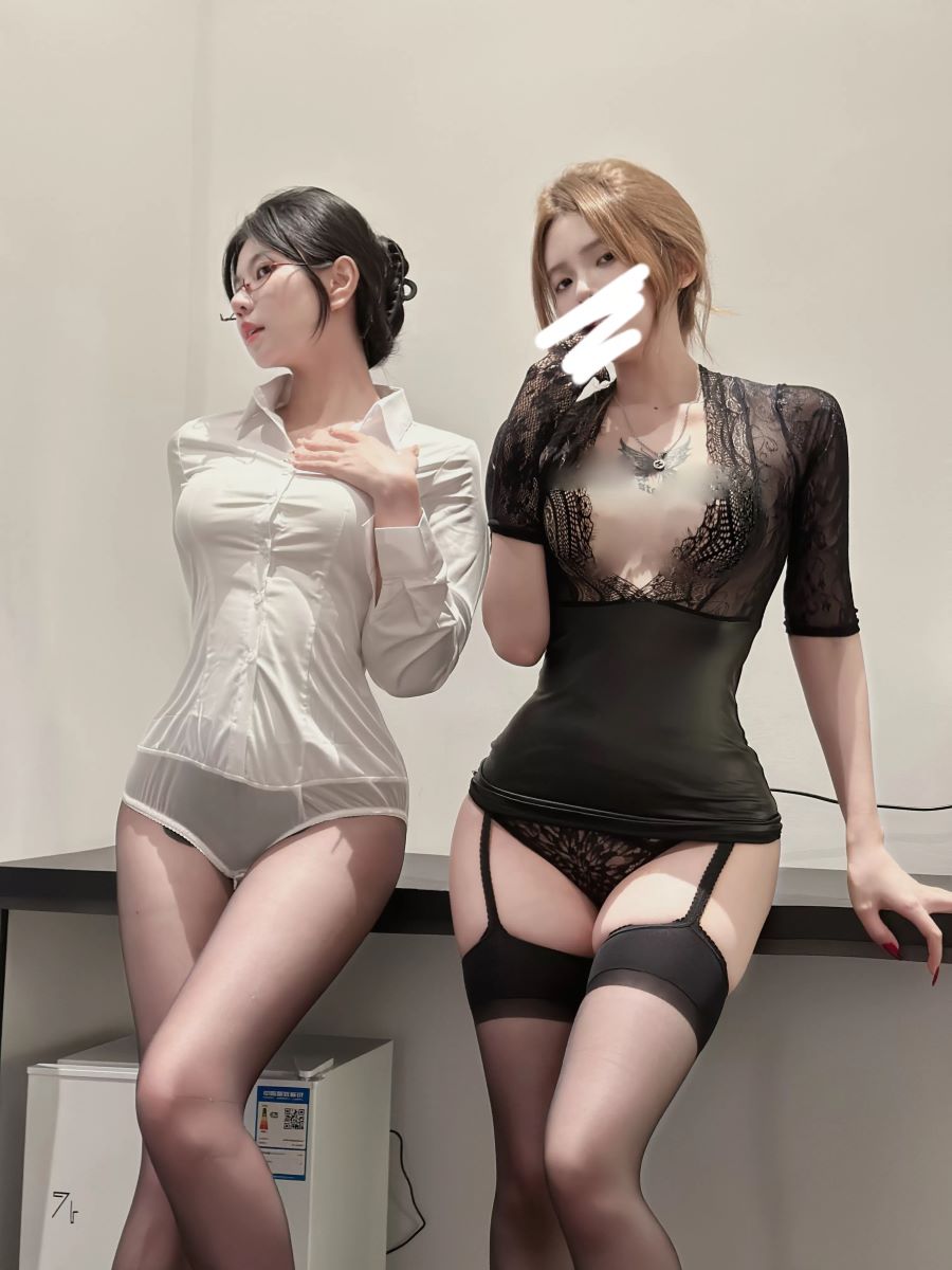 魚神 - 姐妹成双 / 15P-59MB / cos萌妹-绅士图
