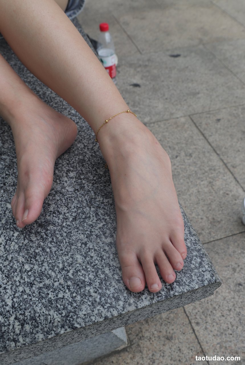 图片[4]-Pary摄影 NO.001 大美女慧婷公园展示美脚[153P／868MB]-绅士图