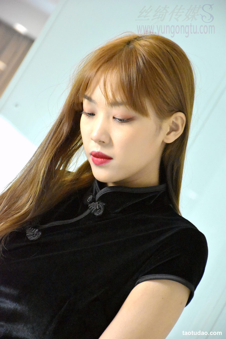 图片[4]-丝绮传媒-初九旗袍灰丝【图包+视频】（豪华版）[173+1V-11.1G]-绅士图