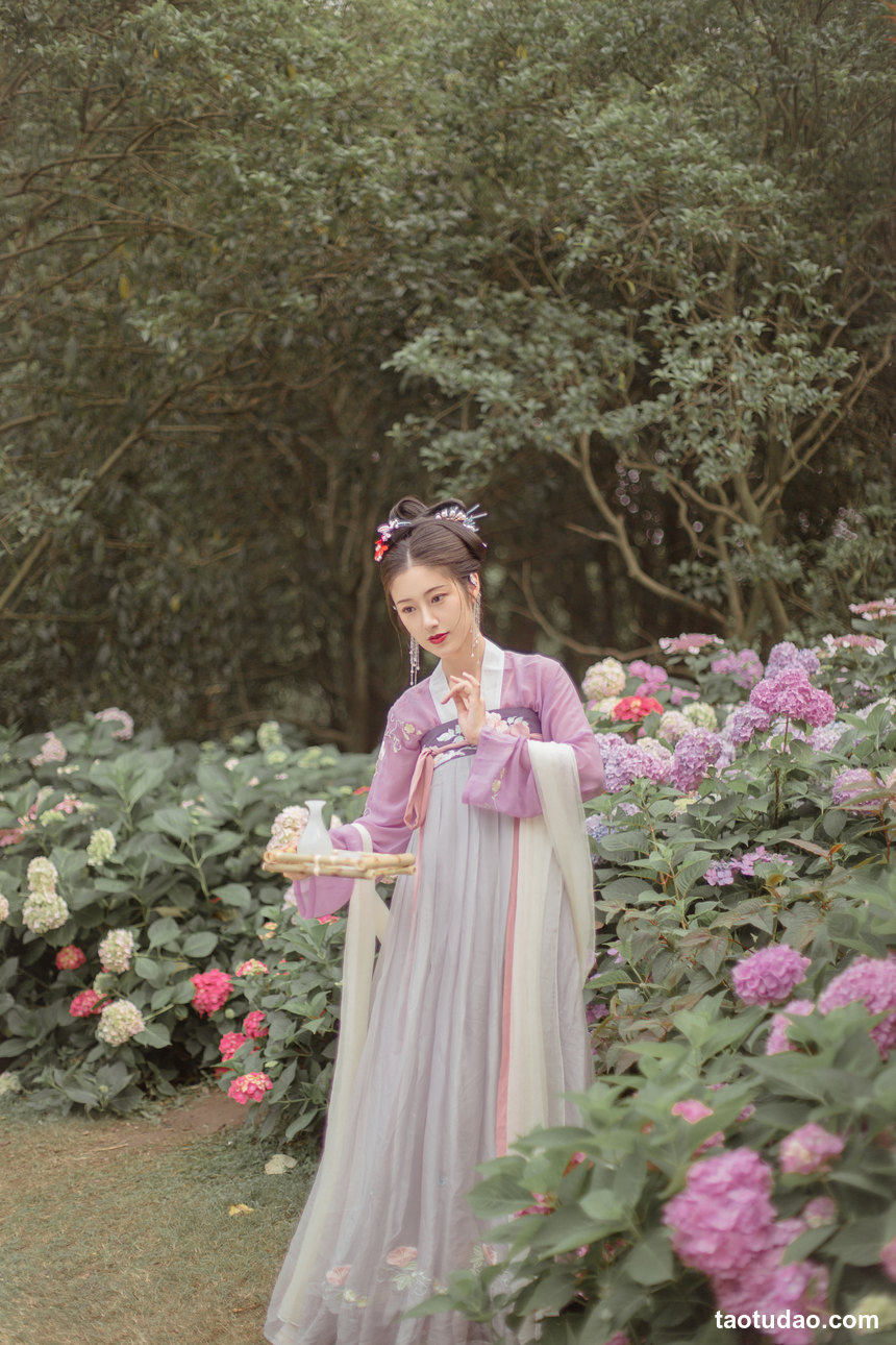 图片[2]-[YITUYU艺图语]2022.04.05 十二花神令之八仙花 大仙奶奶[23+1P／131MB]-绅士图