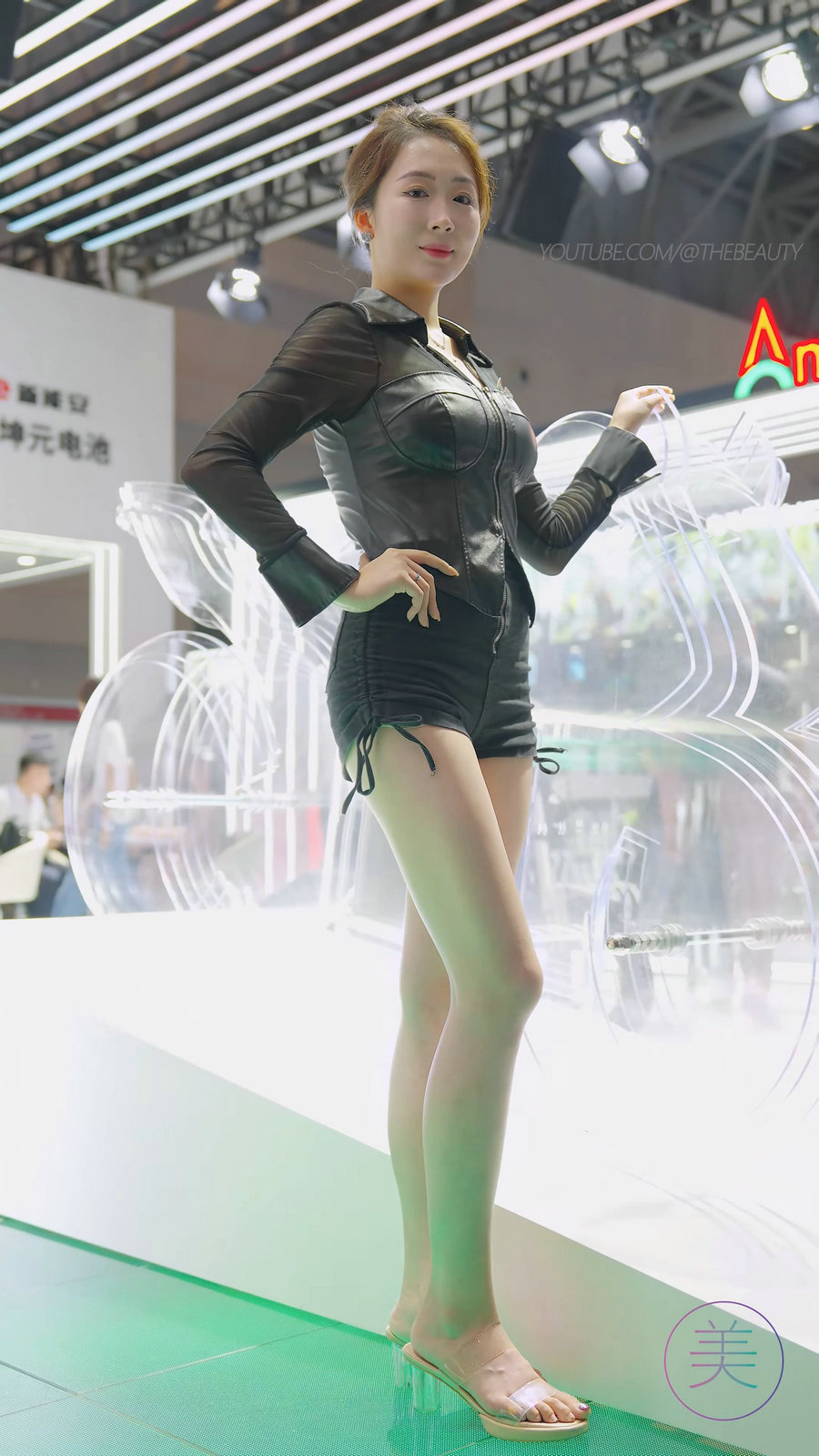 2024 重庆摩博会机车展 Racing Model LOOKBOOK 07 / 190MB /-绅士图