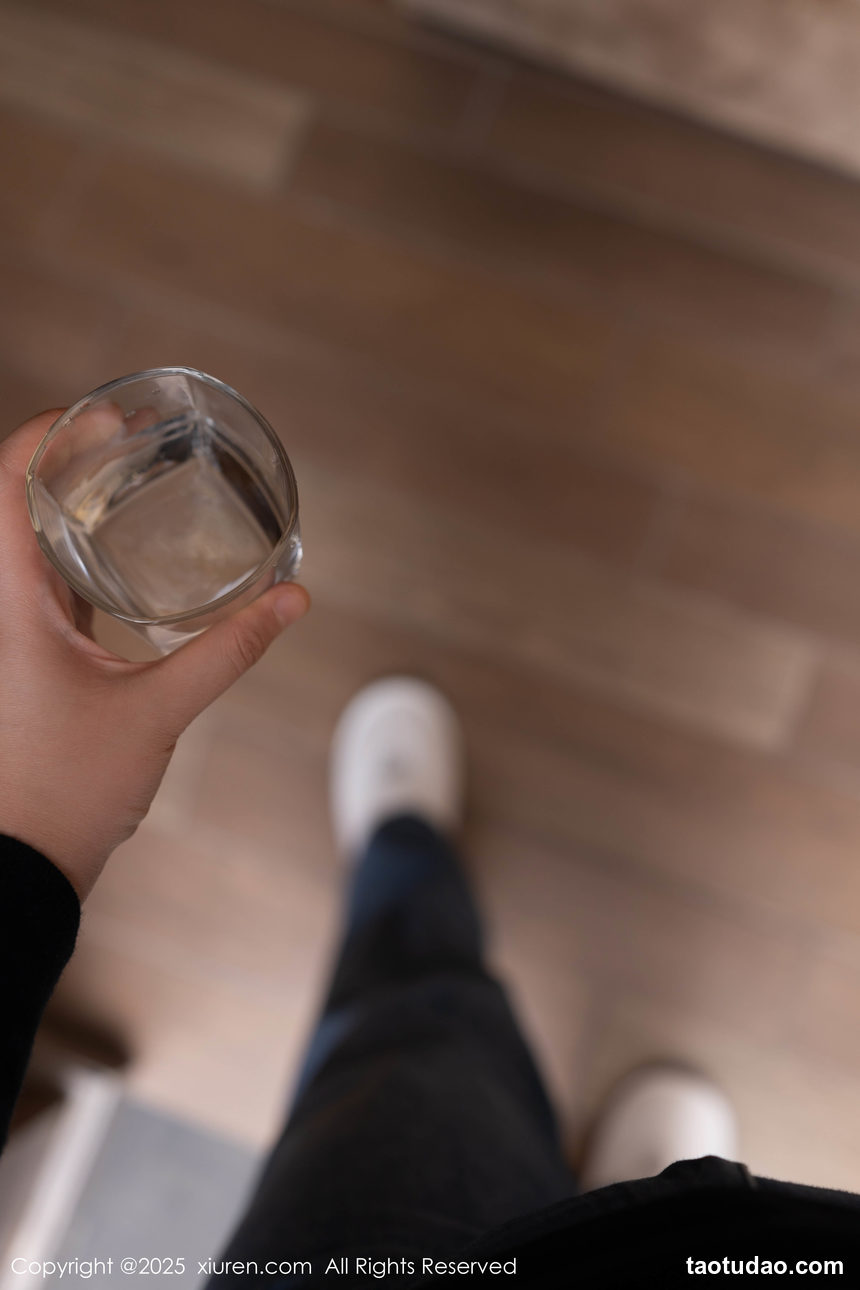 图片[4]-[XiuRen秀人网] 2025.02.06 No.9842 安然anran [82+1P]-绅士图