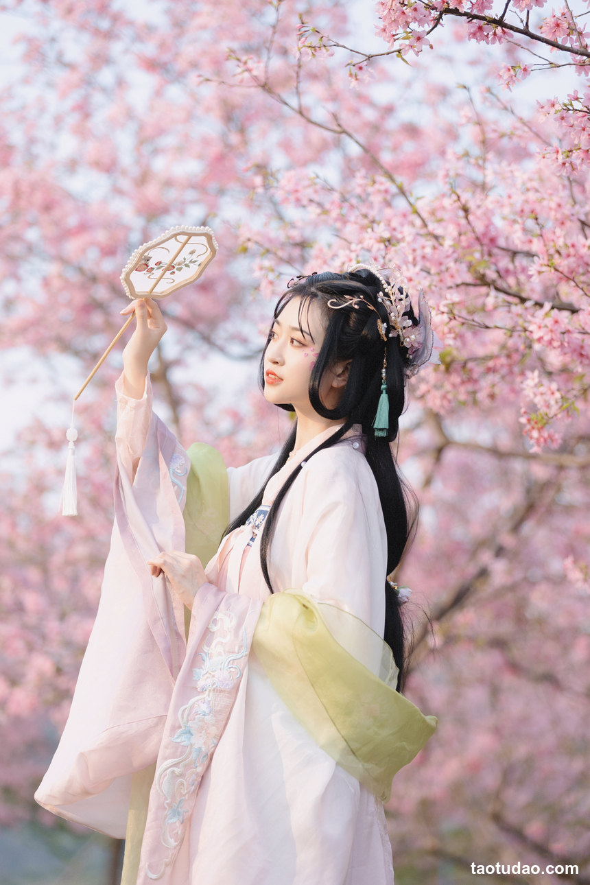 图片[4]-[YITUYU艺图语]2022.10.11 樱 琼_娜[46+1P／517MB]-绅士图