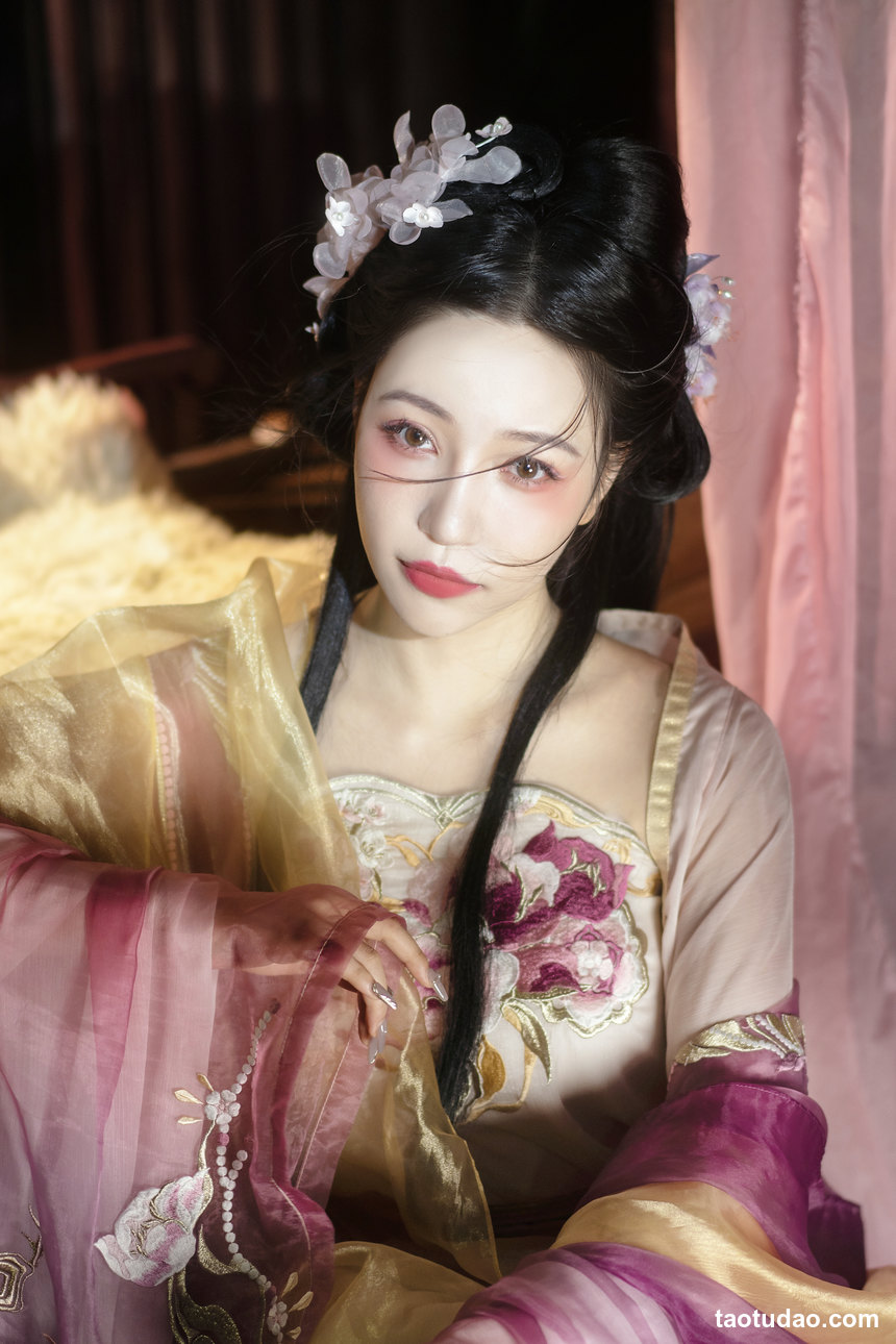 图片[3]-[YITUYU艺图语]2022.11.26 醉花酿 小田月嘉[26+1P／596MB]-绅士图