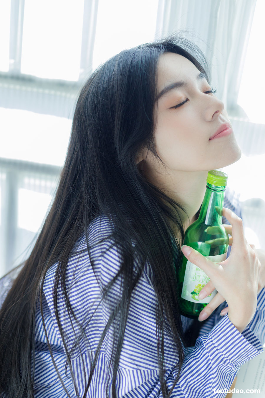 图片[4]-[YITUYU艺图语]2023.03.20 破碎的人请听 靜鏡婧[34+1P／324MB]-绅士图