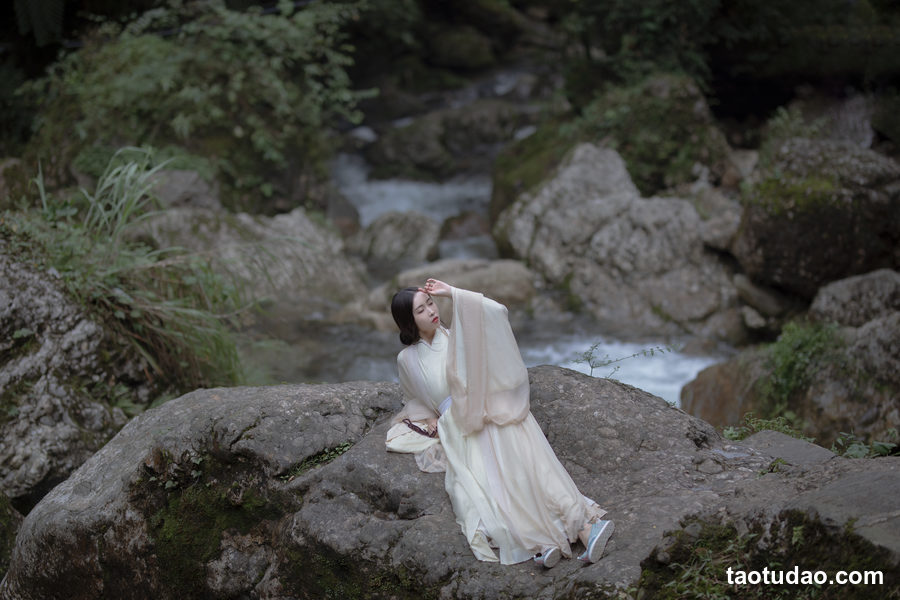 图片[4]-[YITUYU艺图语]2023.04.19 青山隐 姌Rr[23+1P／345MB]-绅士图