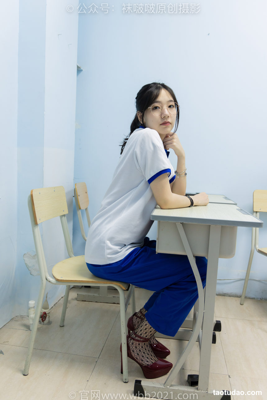 图片[2]-[BoBoSocks袜啵啵]NO.375 小甜豆-高跟鞋、黑色蕾丝网袜、校服裤里丝[160P+1V／7.68GB]-绅士图