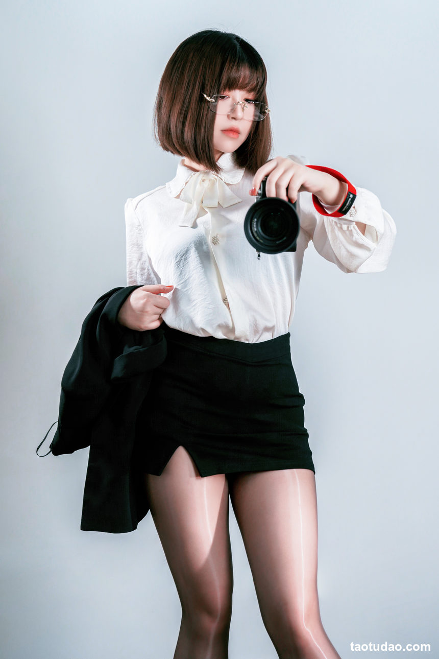 图片[2]-半半子-OL自撮[28P+2V-143MB]-绅士图