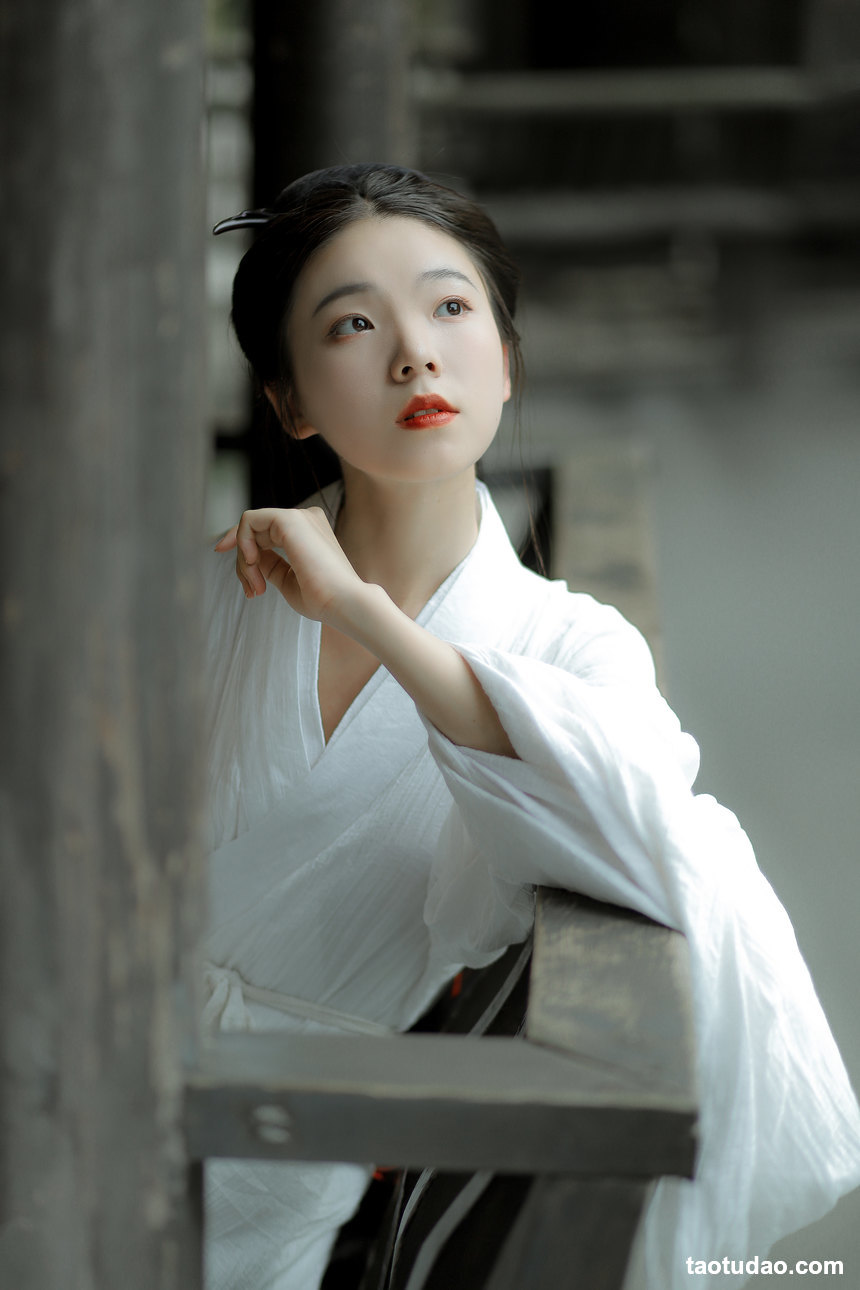 图片[3]-[YITUYU艺图语]2022.02.03 白茶无事别清欢 一方伊人yi[24+1P／212MB]-绅士图