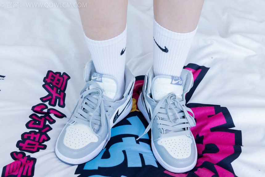 图片[3]-物恋传媒 NO.2045 菜菜-夜晚小巷[150P-1V-5.06G]-绅士图