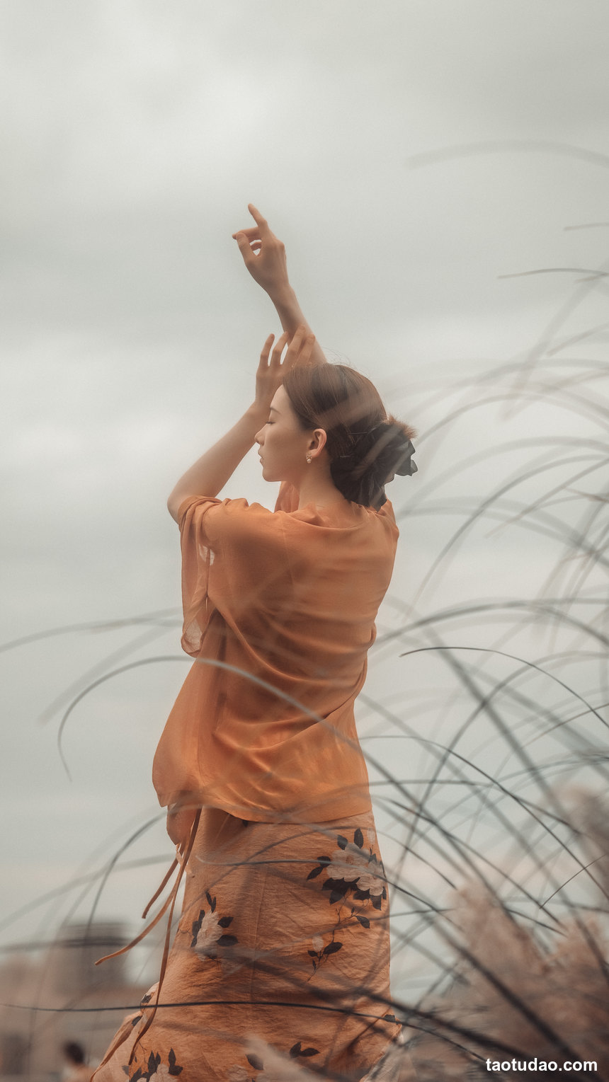 图片[4]-[YITUYU艺图语]2022.10.18 夏至未至 月亮[25+1P／234MB]-绅士图