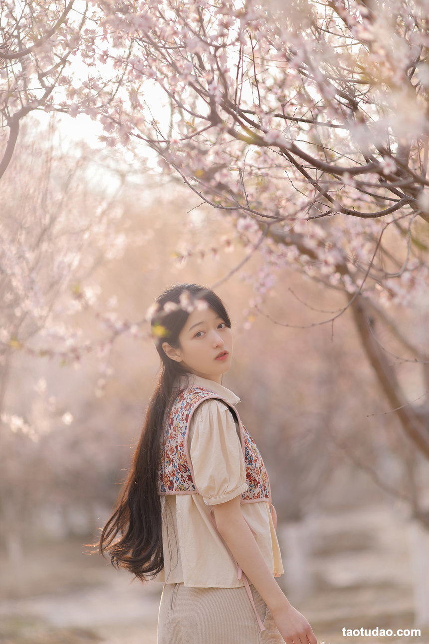 图片[4]-[YITUYU艺图语]2022.06.24 青白蛇 兔子Zzz不吃胡萝卜[25+1P／269MB]-绅士图