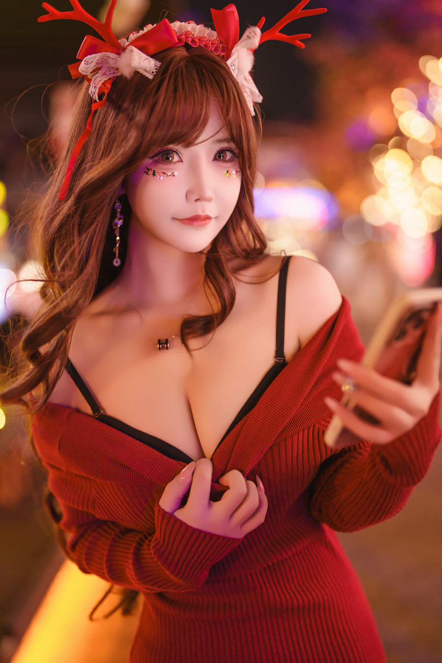 二次元妹子抱走莫子aa - 圣诞快乐 / 70P1V-1.94GB / cos萌妹-绅士图