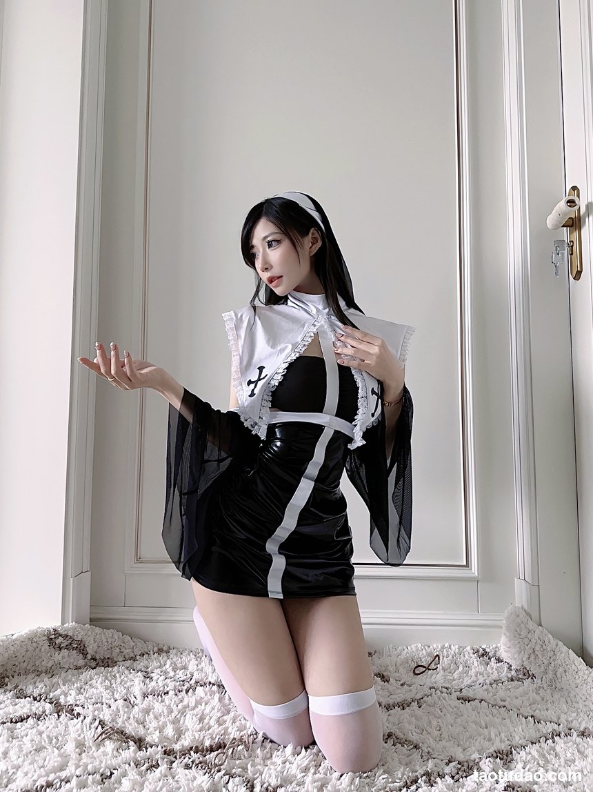 图片[2]-陈妮妮— 黑白修女服 [18P-56M]-绅士图