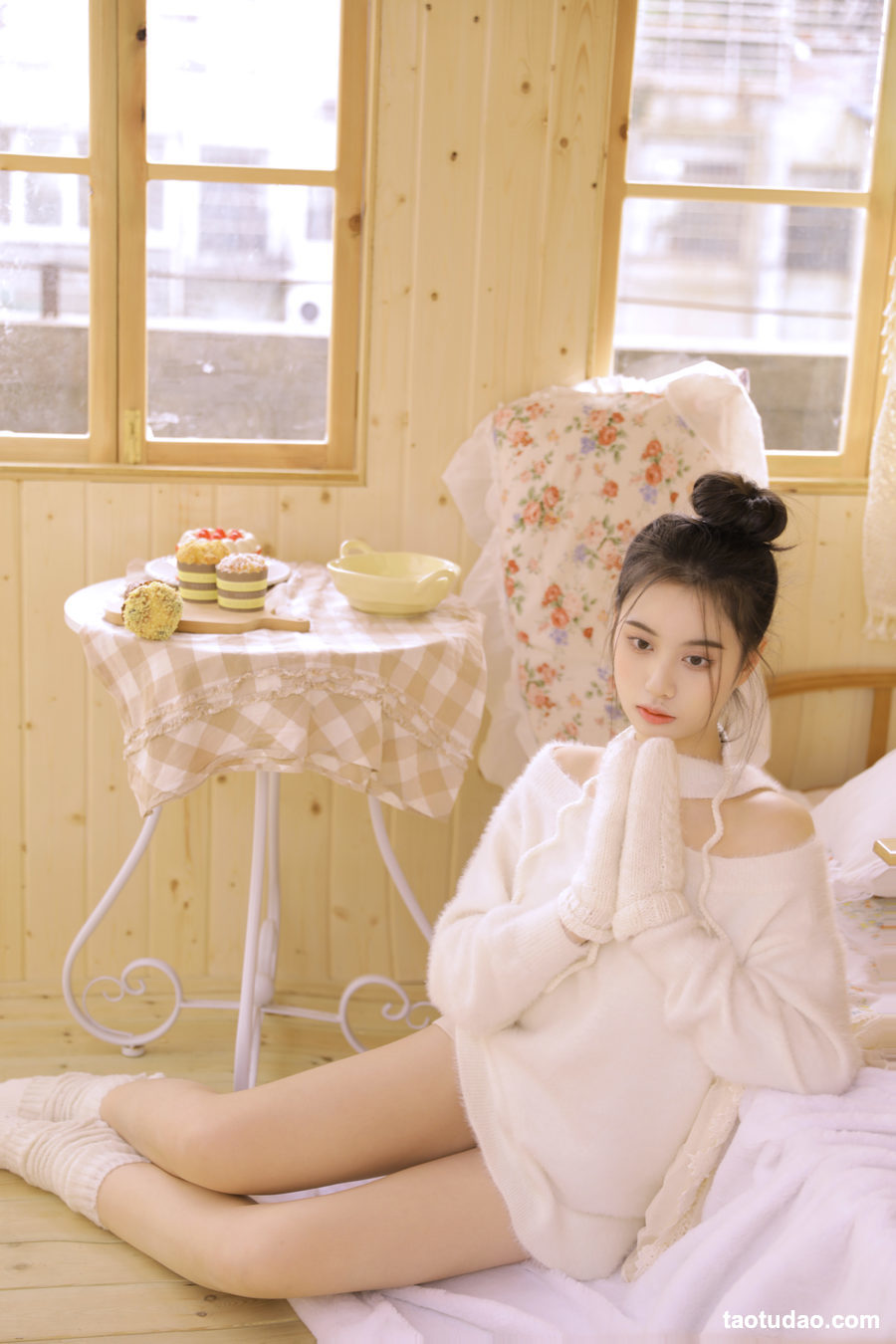 图片[3]-[YITUYU艺图语]2023.03.19 木屋.纯欲少女 素素[22+1P／132MB]-绅士图