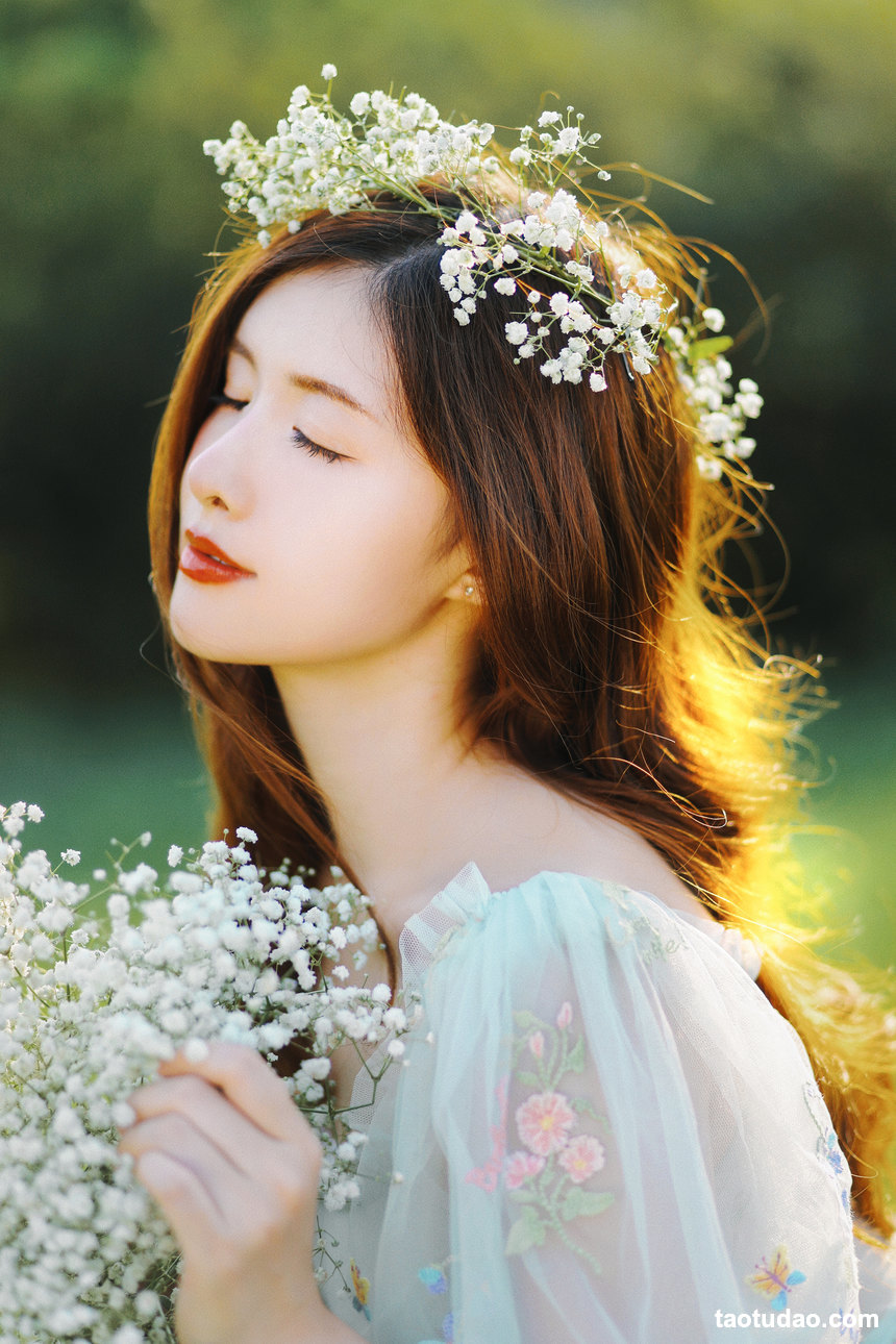 图片[2]-[YITUYU艺图语]2022.09.02 她在夕阳里 电动小猪pig[33+1P／440MB]-绅士图