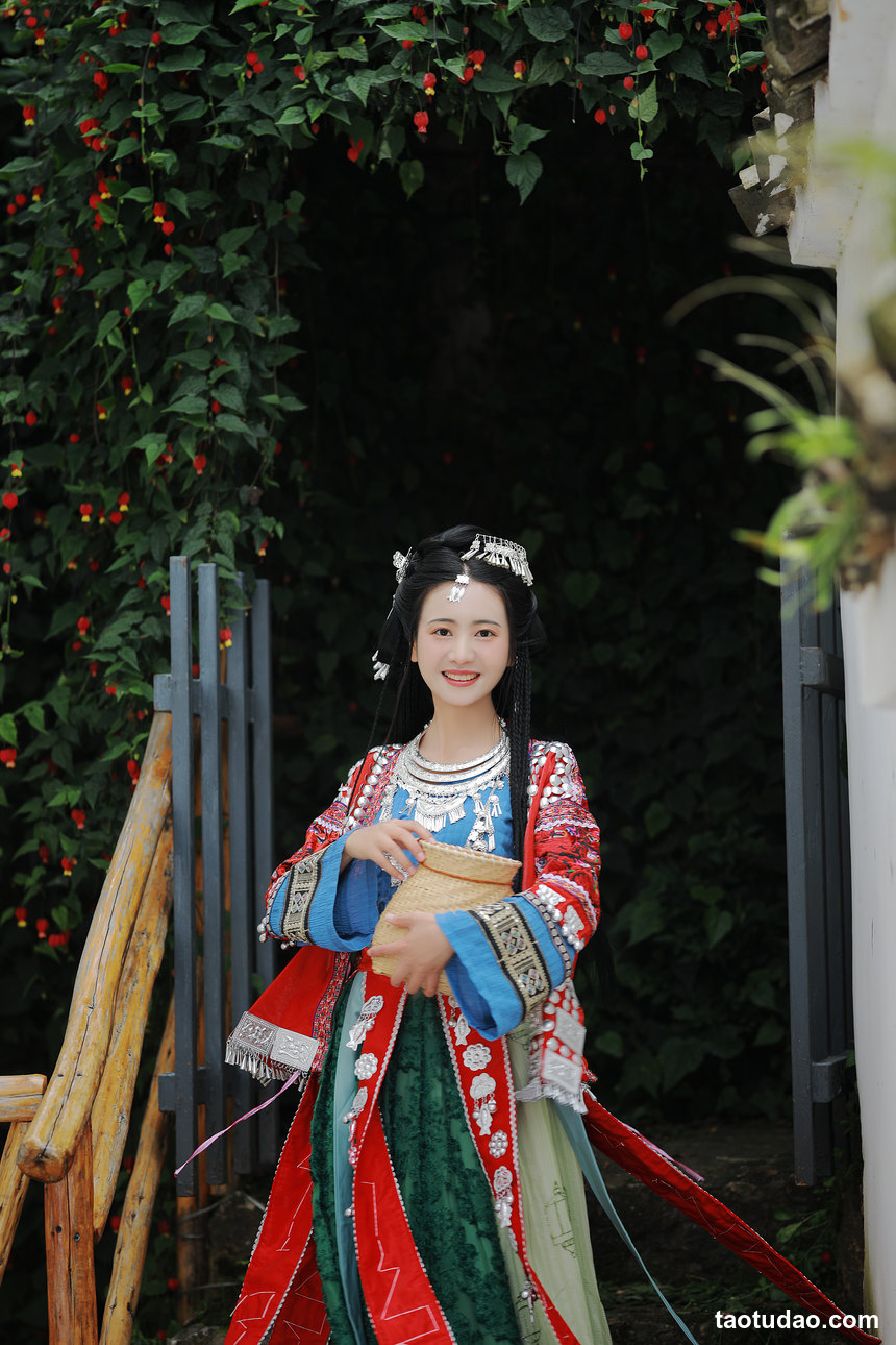 图片[3]-[YITUYU艺图语]2022.10.08 桃花开的时候 瑜瑾[22+1P／484MB]-绅士图