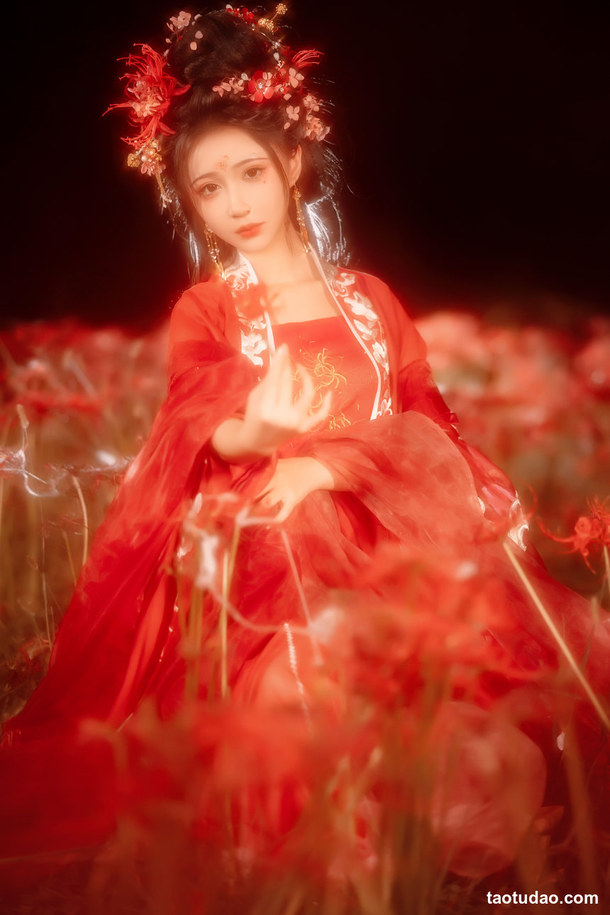 图片[4]-[YITUYU艺图语]2022.12.07 彼岸花 -绮罗生的小苏苏-[31+1P／337MB]-绅士图