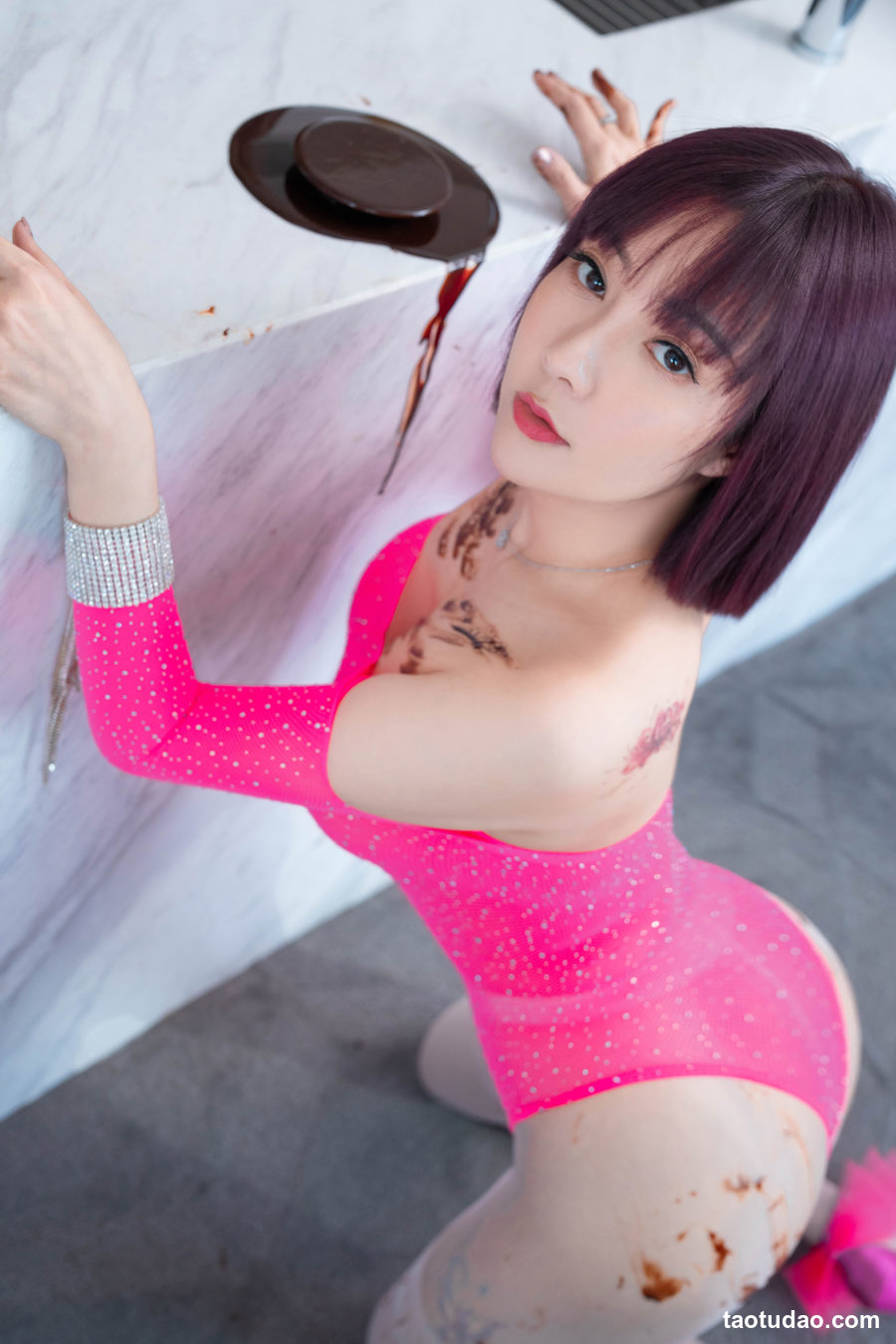 果儿Victoria - 醒目粉色 [35P-92MB]-绅士图