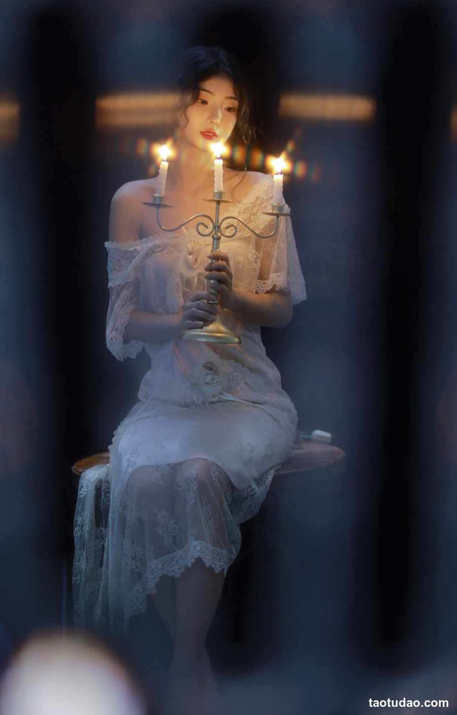 图片[4]-[YITUYU艺图语]2023.04.15 夜纱 李喵喵 [24+1P／292MB]-绅士图