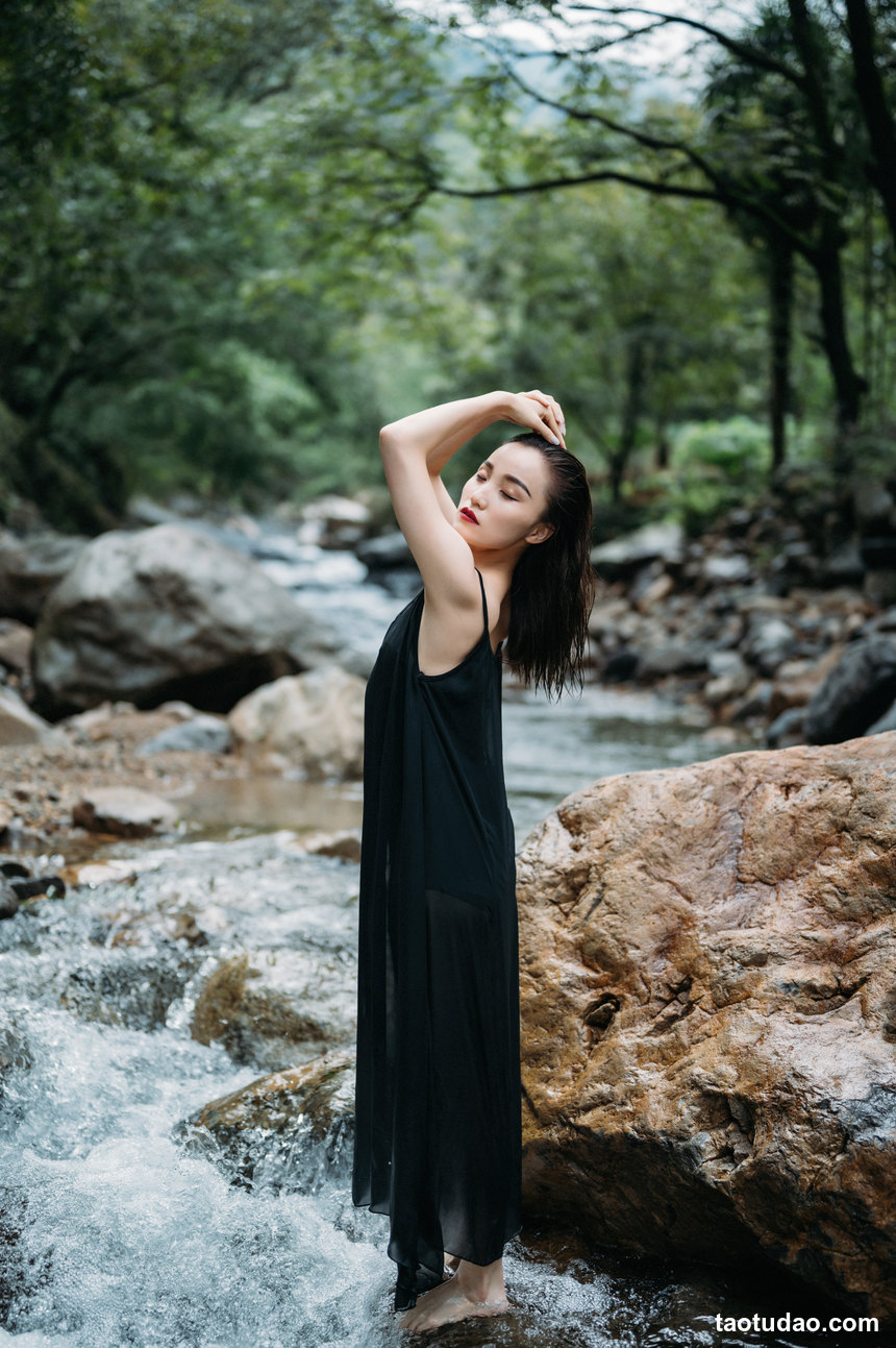 图片[2]-[YITUYU艺图语]2022.11.12 夏末 梦珂[21+1P／249MB]-绅士图