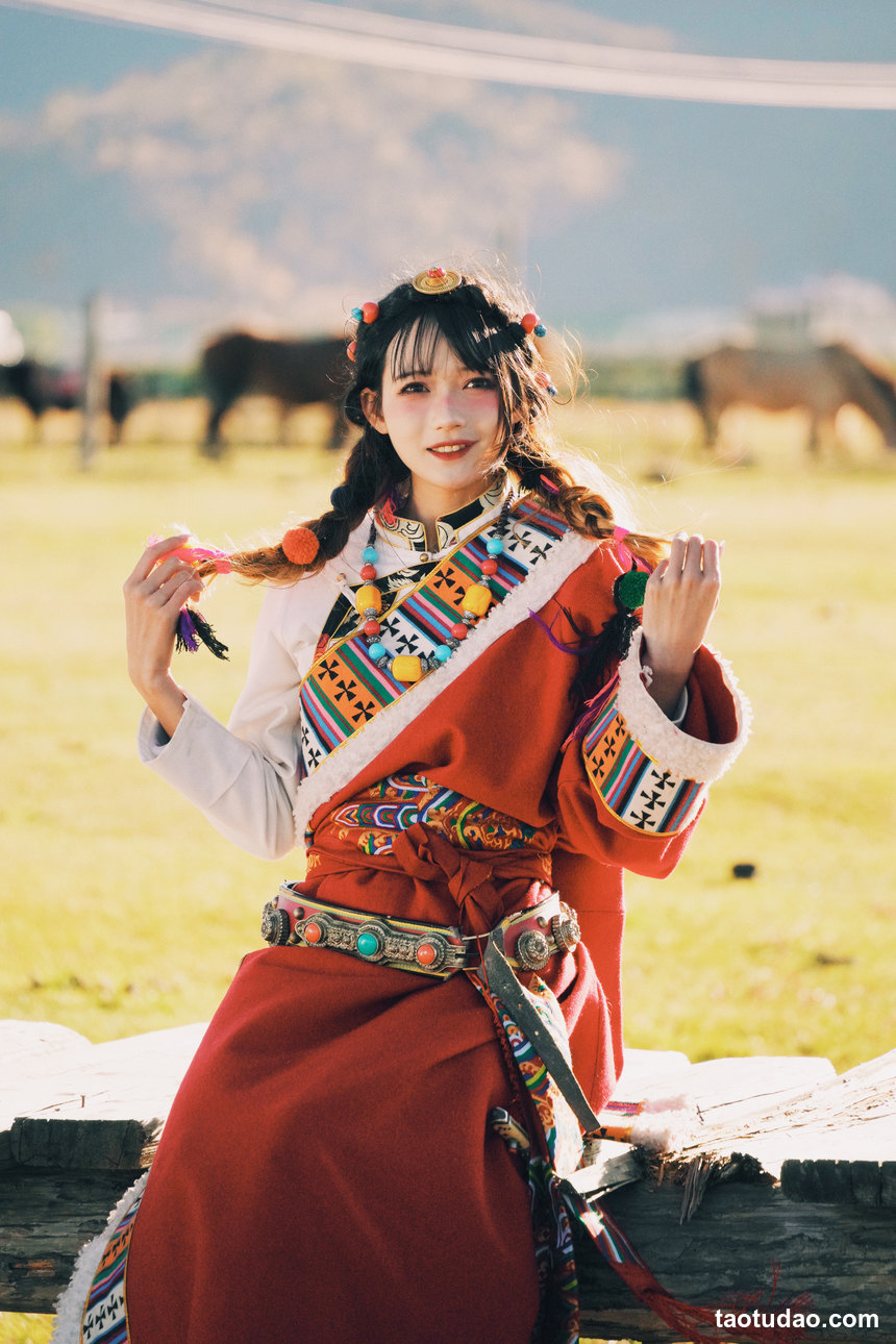 图片[2]-[YITUYU艺图语]2022.04.27 草原小卓玛 兔子Zzz不吃胡萝卜[24+1P／132MB]-绅士图