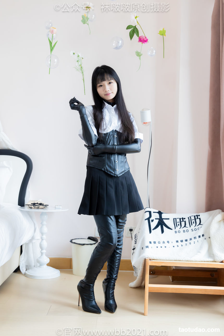 图片[2]-[BoBoSocks袜啵啵]NO.499 甜甜圈-高跟长靴、踩脚裤、厚黑丝五指袜、黑皮手套、裤里丝[144P+1V／6.38GB]-绅士图