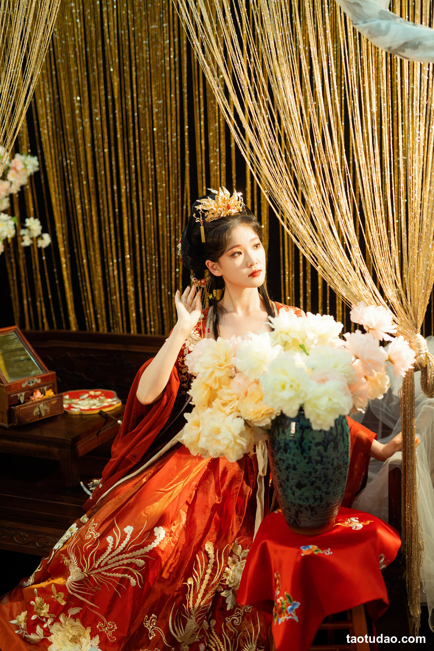 图片[3]-[YITUYU艺图语]2022.09.05 红衣娘子 相望回首喵喵喵[47+1P／452MB]-绅士图