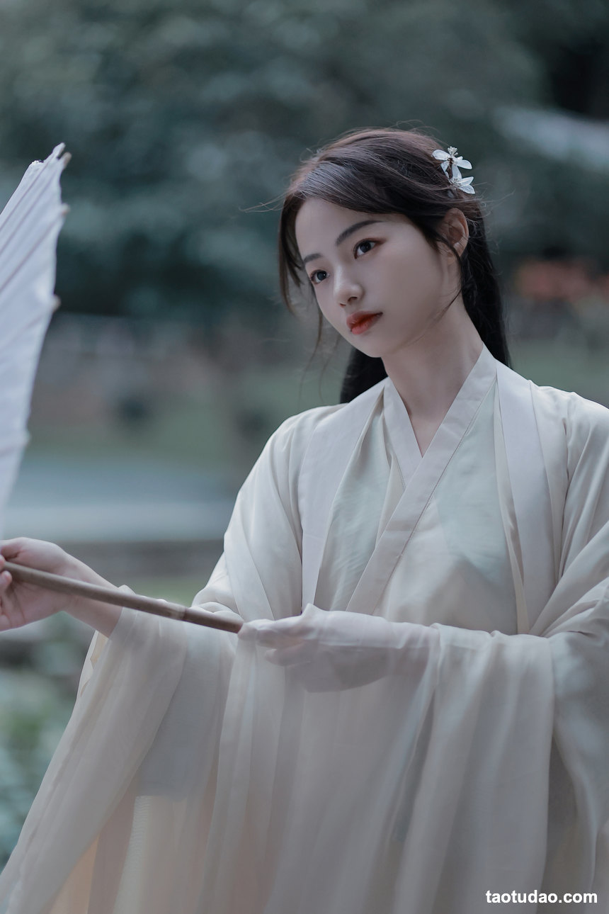 图片[2]-[YITUYU艺图语]2022.12.25 散绪 小婕[28+1P／116MB]-绅士图