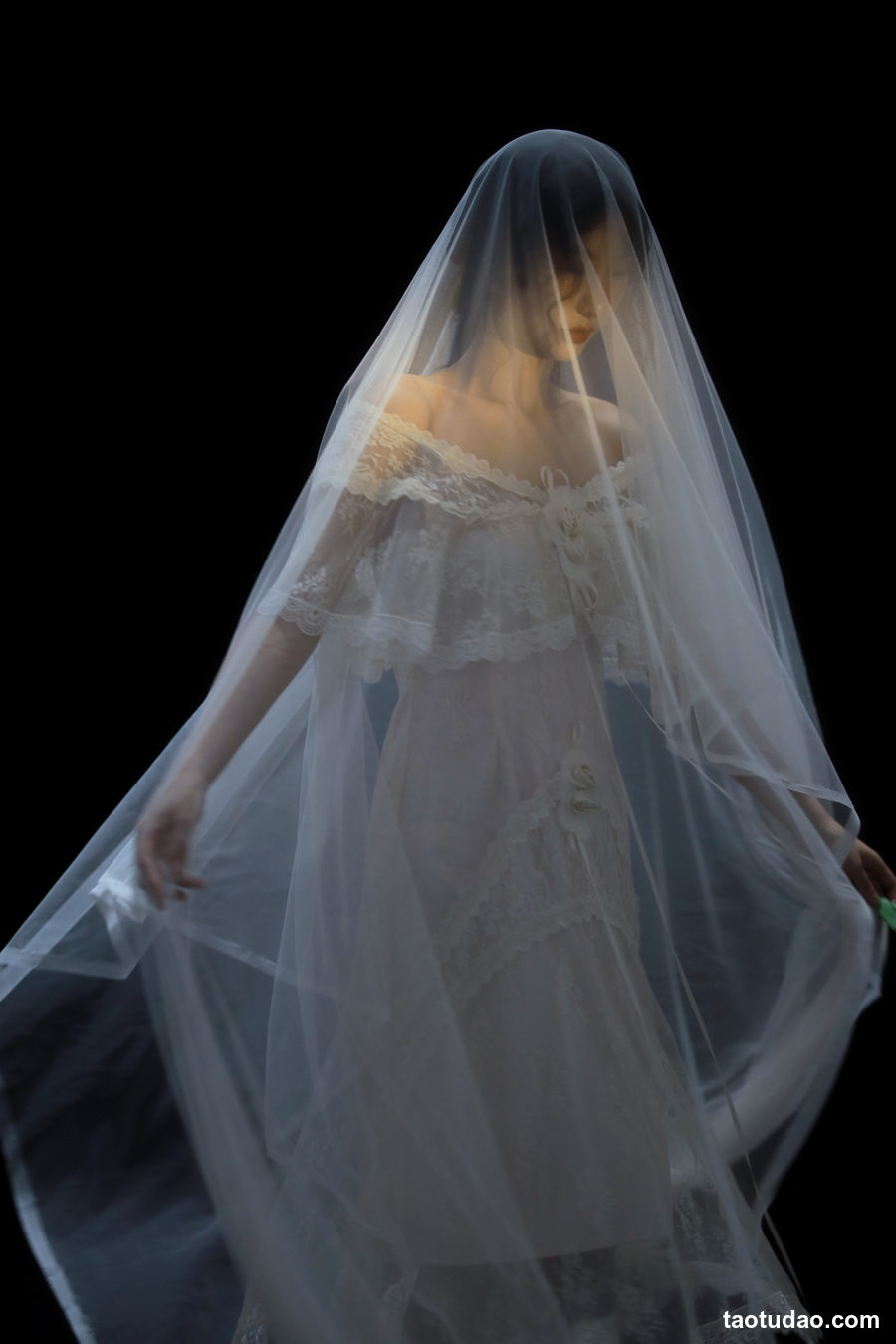 图片[3]-[YITUYU艺图语]2023.04.15 夜纱 李喵喵 [24+1P／292MB]-绅士图