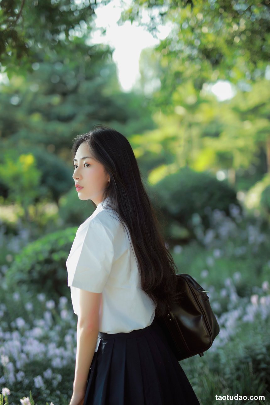 图片[4]-[YITUYU艺图语]2022.07.02 风很温柔，花很鲜艳 一帆[21+1P／332MB]-绅士图