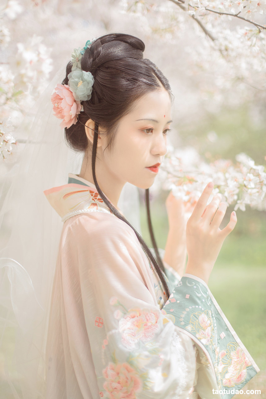 图片[4]-[YITUYU艺图语]2022.04.18 春日宴 沐槿cutie[30+1P／177MB]-绅士图