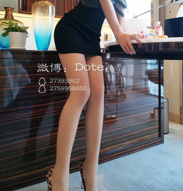 微博嫩妹完具少女w - 日常毛衣 / 20P4V-550MB / 唯美杂图-绅士图