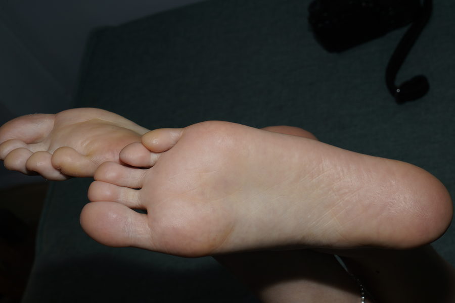 图片[3]-Pary摄影 NO.114 大学生小谢美脚底大特写[103P／805MB]-绅士图