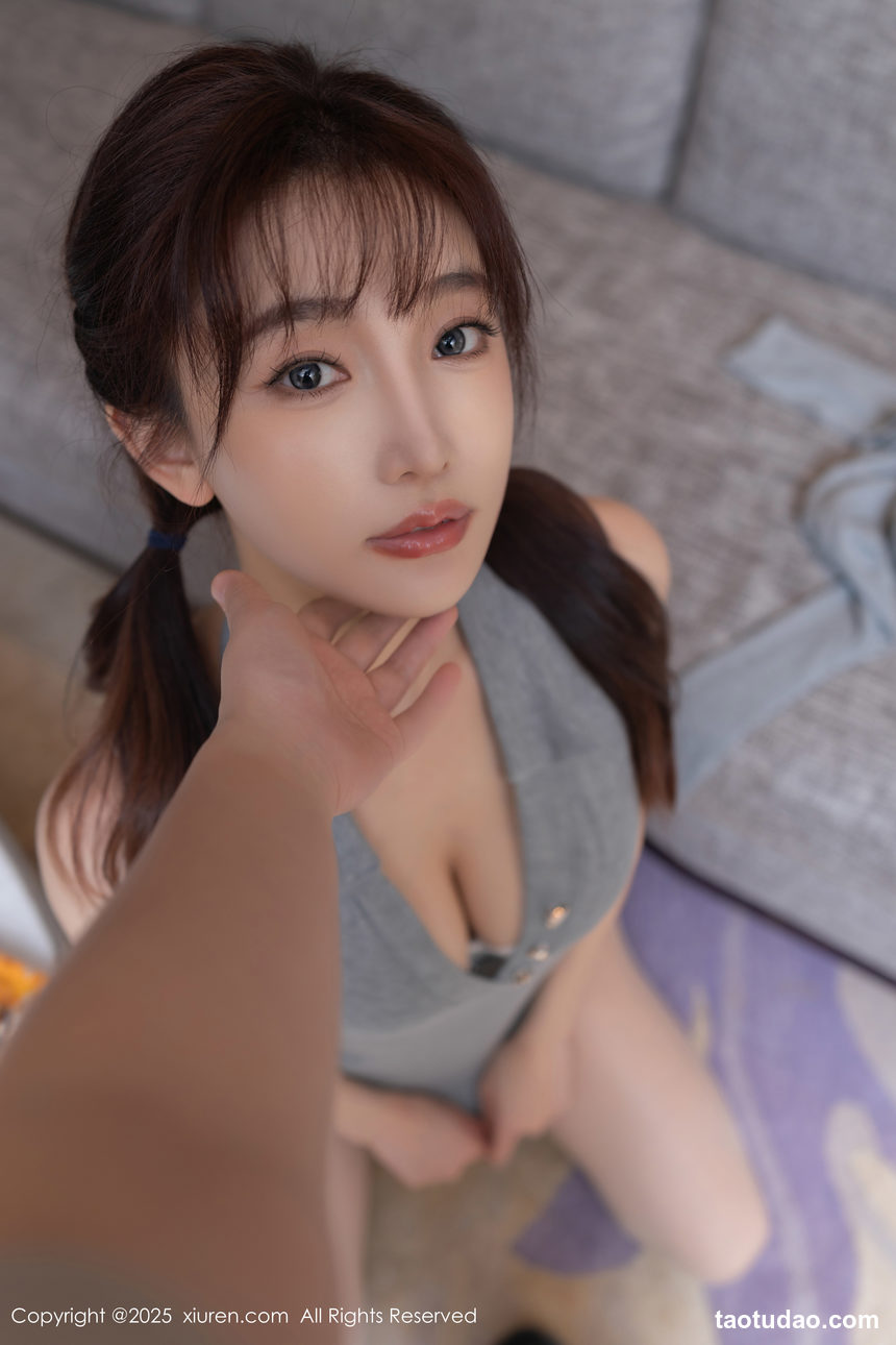 图片[2]-[XiuRen秀人网] 2025.03.20 No.10049 陆萱萱 [80+1P]-绅士图